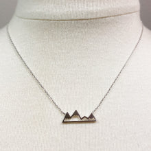 Load image into Gallery viewer, MOUNTAIN RANGE NECKLACE
