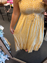 Load image into Gallery viewer, MUTED YELLOW FLORAL MAXI
