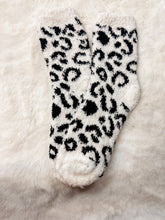 Load image into Gallery viewer, LEOPARD FUZZY SOCKS
