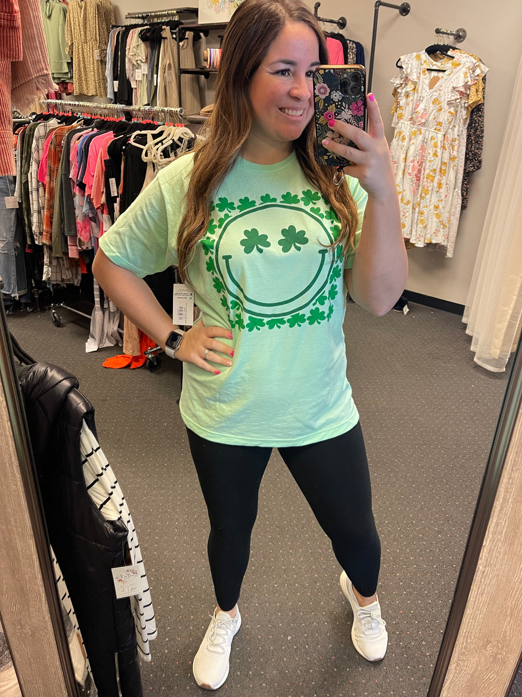 SHAMROCK SMILEY GRAPHIC TEE