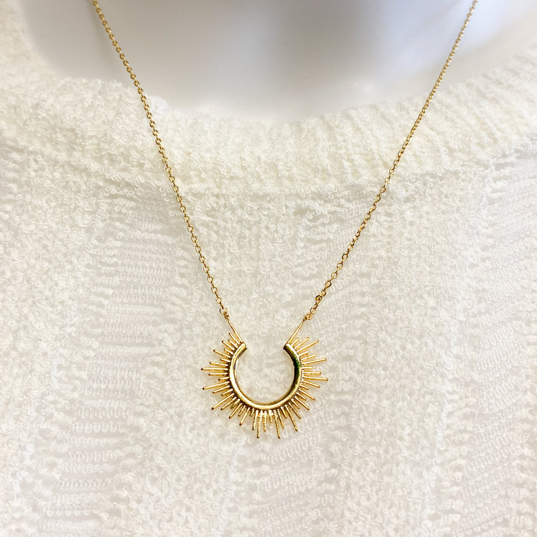 RADIANT SUNBURST NECKLACE