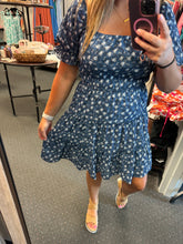 Load image into Gallery viewer, AMELIA NAVY TIERED DRESS
