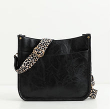 Load image into Gallery viewer, CROSSBODY PURSE WITH LEOPARD STRAP
