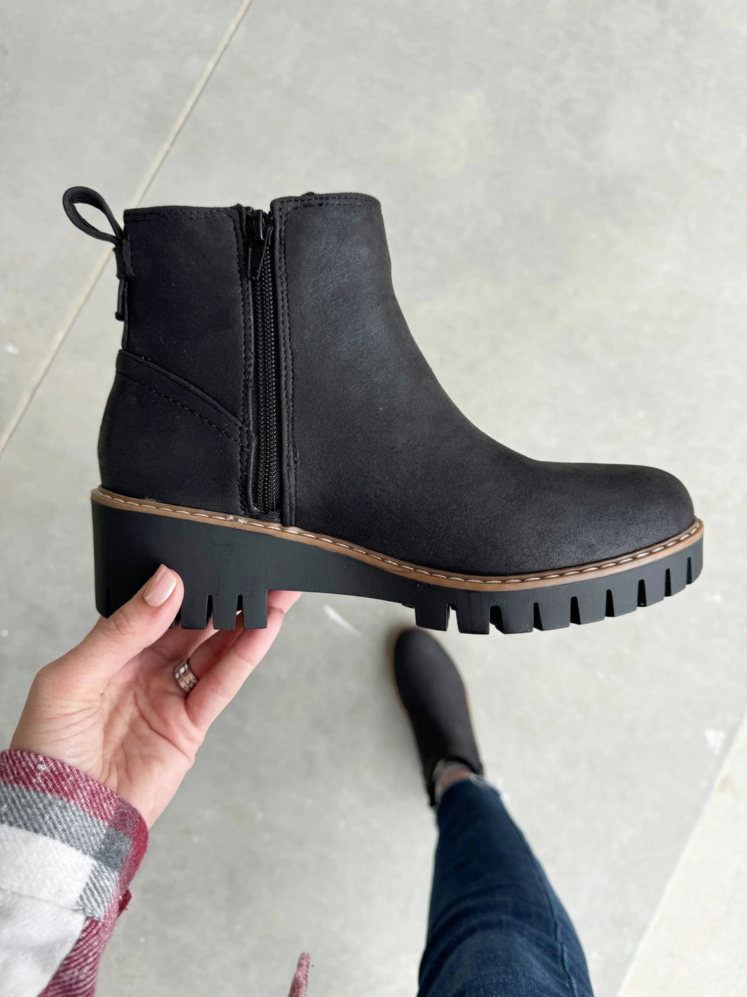 VERY G BLACK PASADENA BOOT