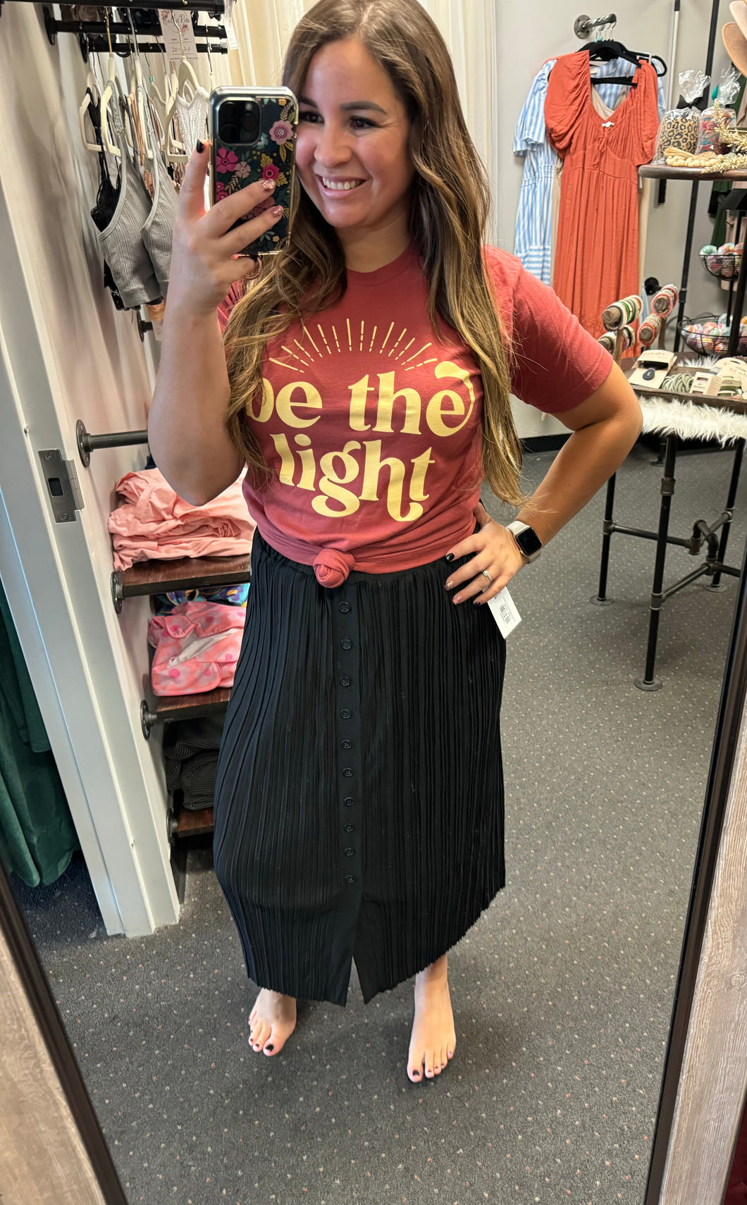 BE THE LIGHT GRAPHIC TEE