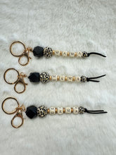 Load image into Gallery viewer, MAMA LEOPARD KEYCHAIN
